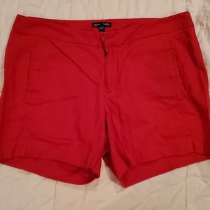 Gap red shorts women's size 8
